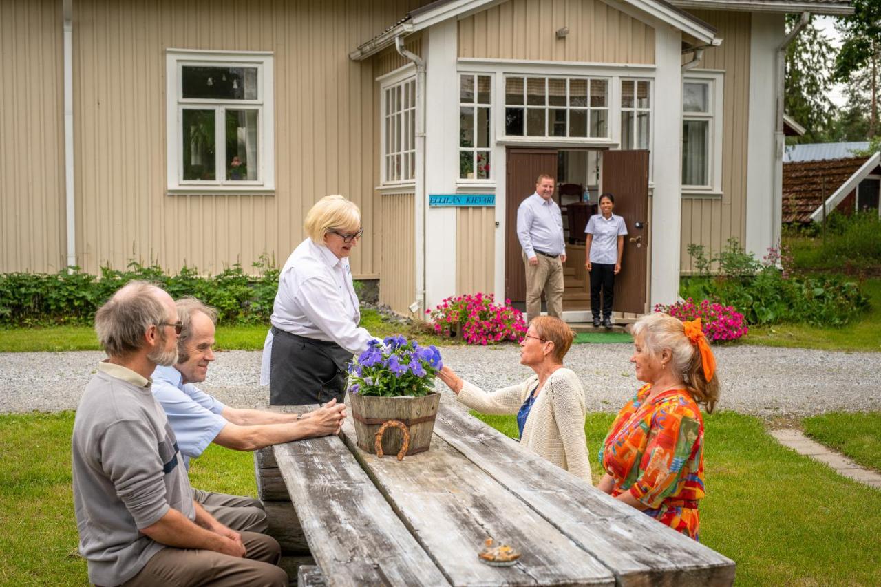 Ellilaen Kievari Toijala Luaran gambar